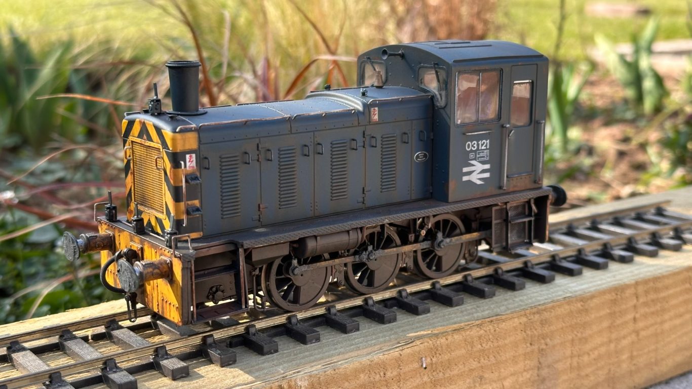 Heljan O Gauge Class 03, 03121. Detailed and weathered by @MrRailway.com