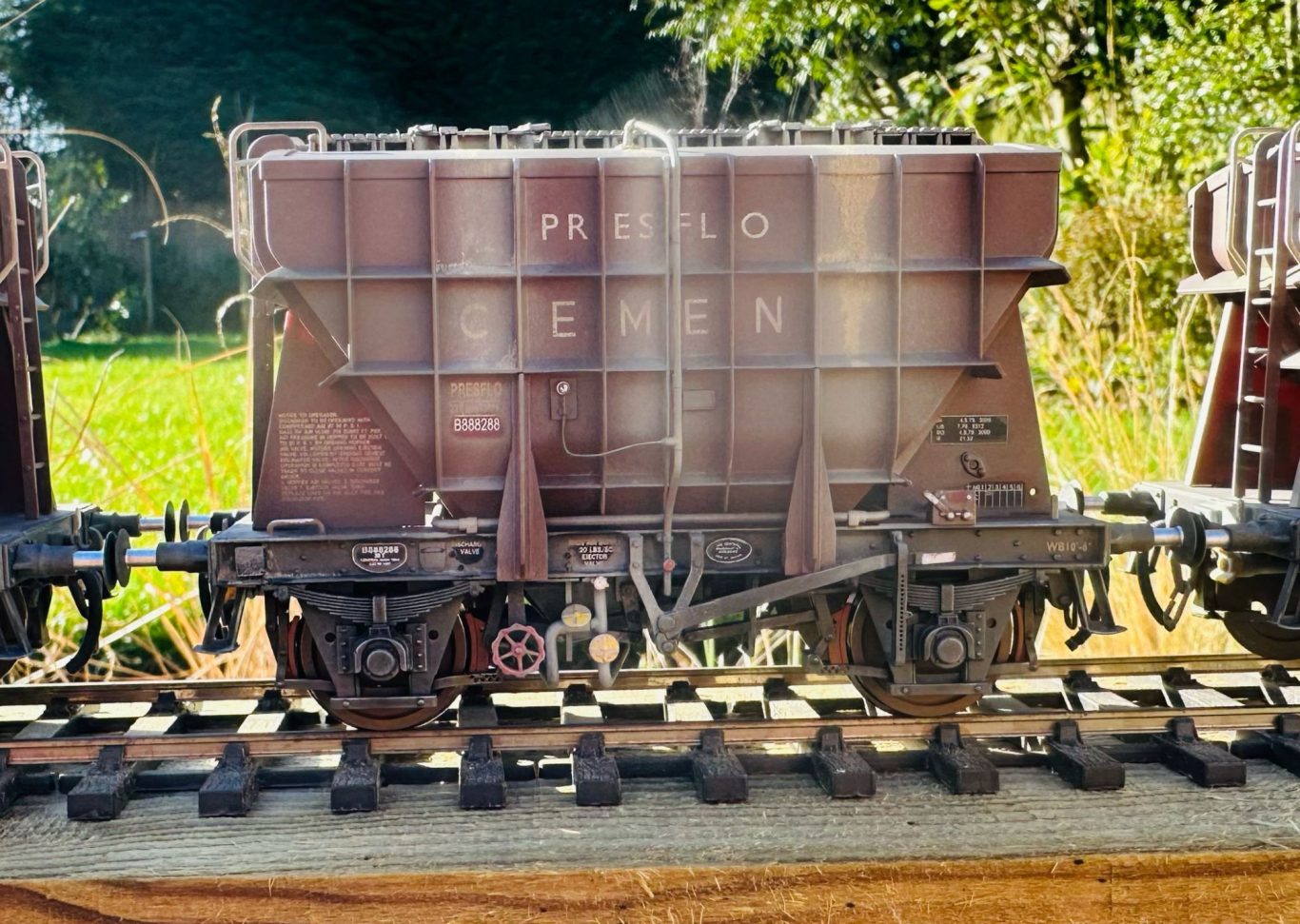 O Gauge Ellis Clark Presflo. Detailed and weathered by @MrRailway.com